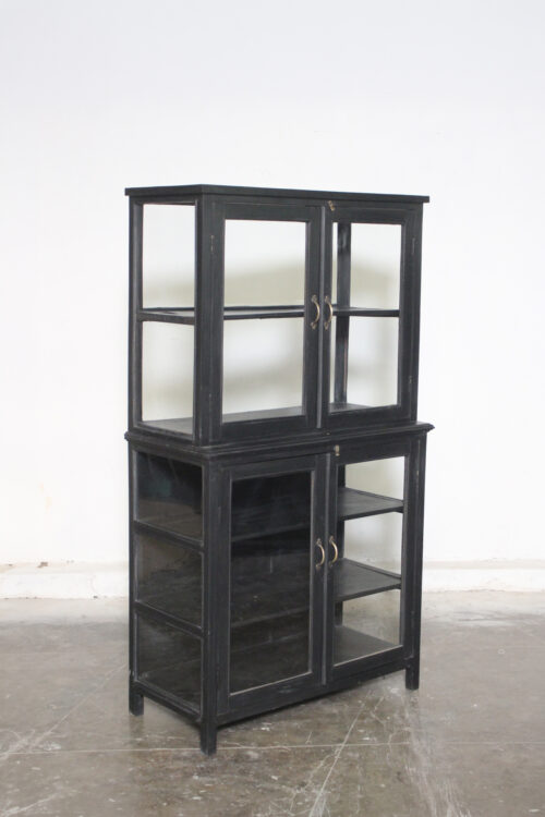 Alternativ syn på VITRINE CABINET