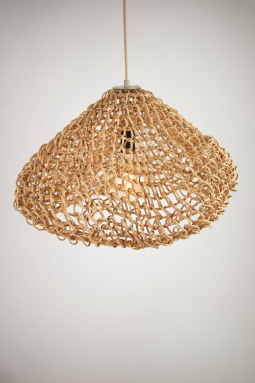Nest taklampa