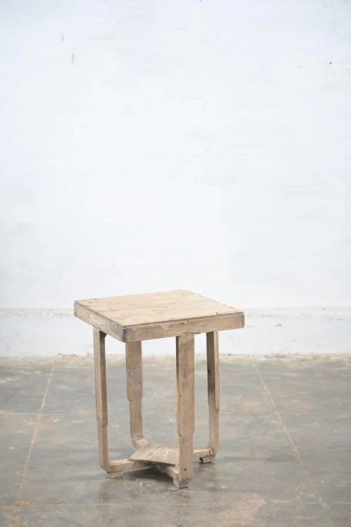 SIDE TABLE – Image 2