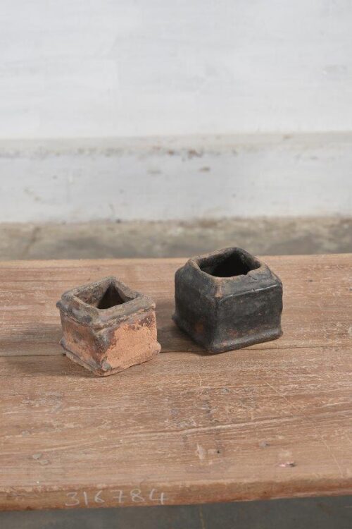 Clay pot small