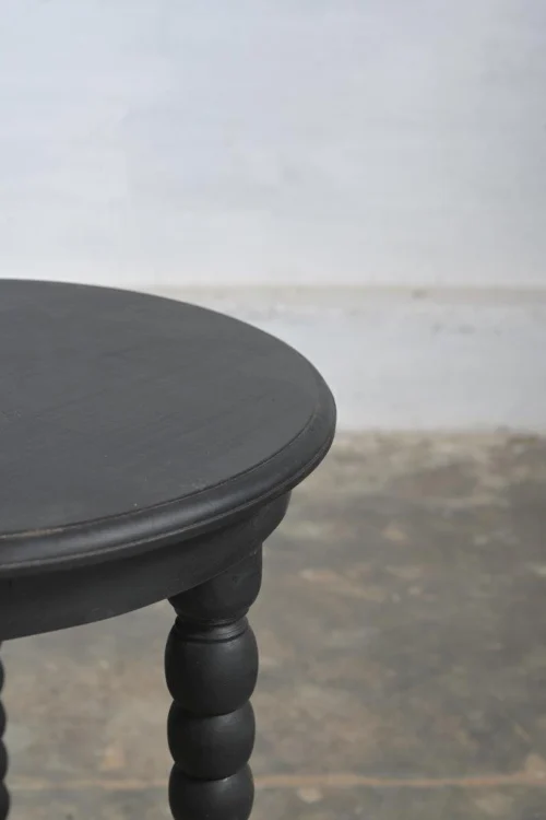 SIDE TABLE - Imagen 2