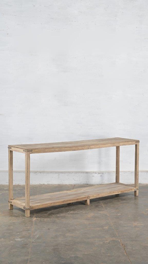 CONSOLE TABLE