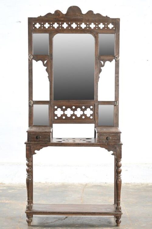 DRESSING TABLE