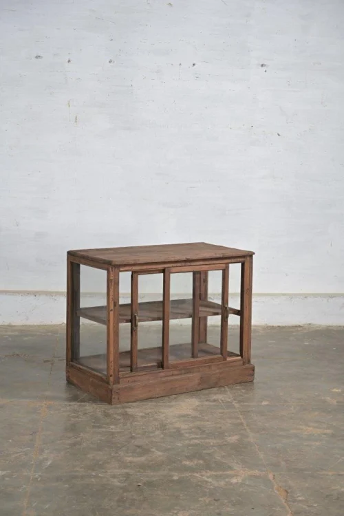 GLASS SHOWCASE - Imagen 3