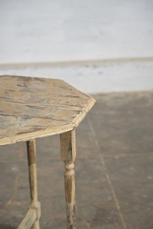 SIDE TABLE - Bild 2